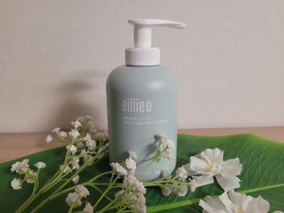 1. eillie o 미네랄 일라이트 헤어 샴푸 2. eillie o 미네랄 일라이트 퓨어 클렌징 솝 — 5점을 준 리뷰어가 2022년 5월 올린 사용 사진