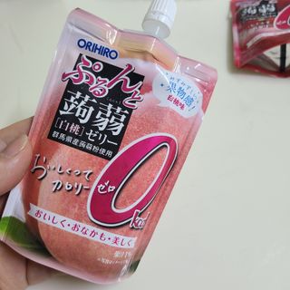 ORIHIRO 오리히로 곤약젤리 제로칼로리 130g 4종 4팩(맛별로 1팩씩) — 5점을 준 리뷰어가 2023년 2월 올린 사용 사진
