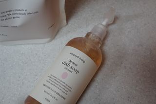 심플리오리빙 어니스트 주방세제 본품 500ml + 리필 900ml (코코넛향) — 5점을 준 리뷰어가 2022년 6월 올린 사용 사진