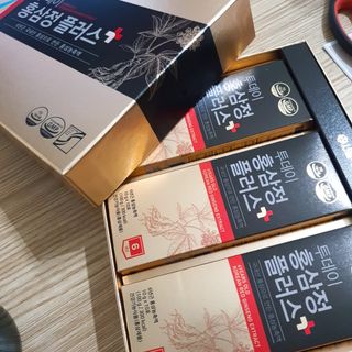 서울약사신협_투데이홍삼정플러스스틱_10g x 30포 — 4점을 준 리뷰어가 2021년 2월 올린 사용 사진