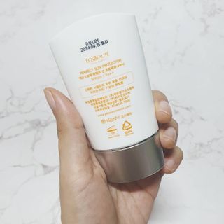 약손명가코스메틱 에오스보떼 퍼펙트 선 프로텍터 선크림 / 인_아웃 스킨 핏 비비크림 세트 구성 — 4점을 준 리뷰어가 2021년 7월 올린 사용 사진