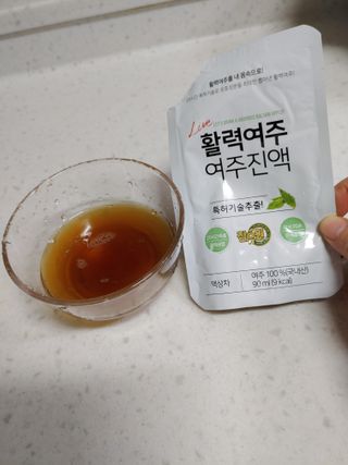 참유원 특허제조 활력 여주진액 여주즙 50포 — 5점을 준 리뷰어가 2022년 1월 올린 사용 사진
