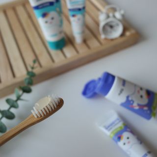 닥터데디스 안심불소 튼튼치약(청포도, 민트 중 택 1) 60g + 여행용 미니 치약 15g — 5점을 준 리뷰어가 2022년 9월 올린 사용 사진