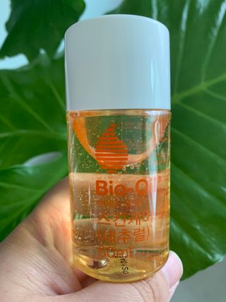 바이오오일 [바이오-오일] 스킨케어 오일 내추럴 60ml — 5점을 준 리뷰어가 2021년 6월 올린 사용 사진