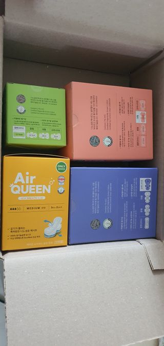 에어퀸 뉴브레스 유기농 생리대 4종 (팬티라이너 20P + 중형 10P + 대형 10P + 오버나이트 8P)_체험단 — 4점을 준 리뷰어가 2024년 5월 올린 사용 사진