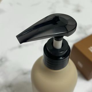 패스트힐(fast heal) 패스트힐 탈모증상완화샴푸 470ml — 5점을 준 리뷰어가 2023년 10월 올린 사용 사진