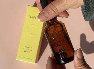 스킨큐어 산다화 비타민c 화이트닝 에센스 30ml — 3.5점을 준 리뷰어가 2022년 2월 올린 사용 사진