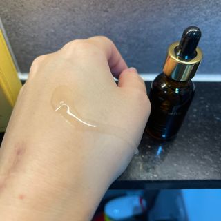 스킨큐어 산다화 비타민c 화이트닝 에센스 30ml — 4점을 준 리뷰어가 2023년 12월 올린 사용 사진