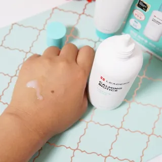 리더스코스메틱 리더스 카밍 바이오틱스 #1등 진정 기획세트 [에센스 워터150ml + 크림 마스크80ml] — 5점을 준 리뷰어가 2022년 9월 올린 사용 사진