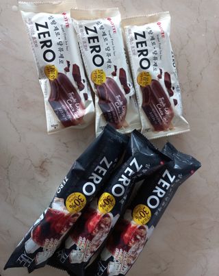 ZERO (초콜릿 칩 쿠키, 카카오 케이크, 후르츠 젤리, 아이스 콜라, 아이스 초코바) — 5점을 준 리뷰어가 2022년 6월 올린 사용 사진