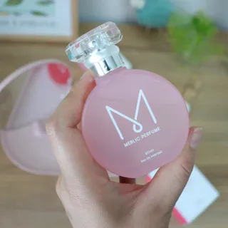 자연스러운 샴푸향이 나는 메블릭퍼퓸 케라 50ml +상큼달달한 라즈베리향이 나는 메블릭퍼퓸 라즈베리 50ml — 5점을 준 리뷰어가 2022년 9월 올린 사용 사진