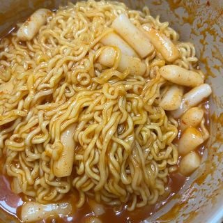 더밥  고추마녀 라볶이 +  나이스미 무설탕 현미후레이크 — 4점을 준 리뷰어가 2021년 10월 올린 사용 사진