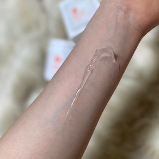 바이오오일 [바이오-오일] 드라이 스킨 젤 100ml — 5점을 준 리뷰어가 2021년 5월 올린 사용 사진