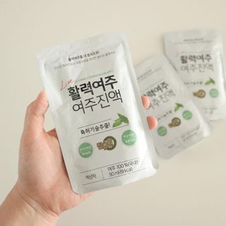 참유원 특허제조 활력 여주진액 여주즙 50포 — 5점을 준 리뷰어가 2022년 3월 올린 사용 사진