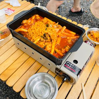 한성기업 무볼레 닭떡볶이+해물떡볶이 2종 세트 — 5점을 준 리뷰어가 2021년 10월 올린 사용 사진
