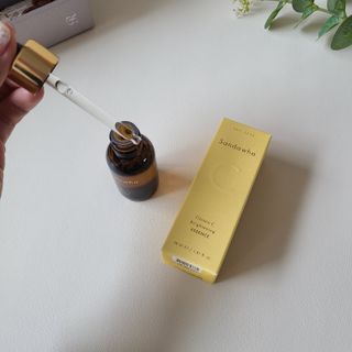 스킨큐어 산다화 비타민c 화이트닝 에센스 30ml — 4점을 준 리뷰어가 2023년 9월 올린 사용 사진