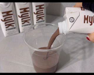 이너프 뮐크 초콜릿맛 — 3.5점을 준 리뷰어가 2022년 12월 올린 사용 사진