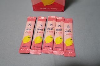 비타앤C 레몬맛, 망고맛 — 5점을 준 리뷰어가 2021년 4월 올린 사용 사진