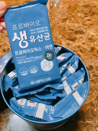 서울약사신협_프로바이오생유산균_2.5G x 100포 — 4점을 준 리뷰어가 2021년 3월 올린 사용 사진