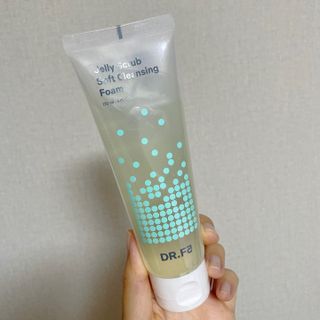 닥터에프파이브 젤리스크럽 소프트 클렌징폼 120ml — 5점을 준 리뷰어가 2022년 7월 올린 사용 사진