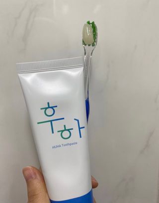 [심폐소생소] 무불소 임산부 천연 치약 — 5점을 준 리뷰어가 2021년 11월 올린 사용 사진