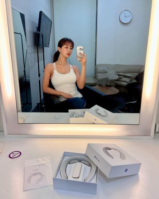 멜리언스 목 마사지기 — 5점을 준 리뷰어가 2022년 2월 올린 사용 사진