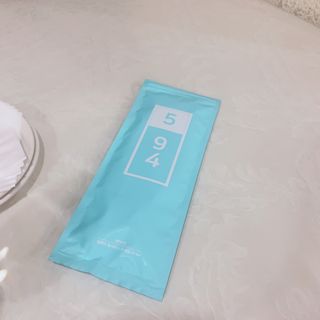 위케어 KF94 마스크 숨쉬기편한 귀안아픈마스크 국산원부자재 사용 식약처 승인 마스크 — 5점을 준 리뷰어가 2021년 3월 올린 사용 사진