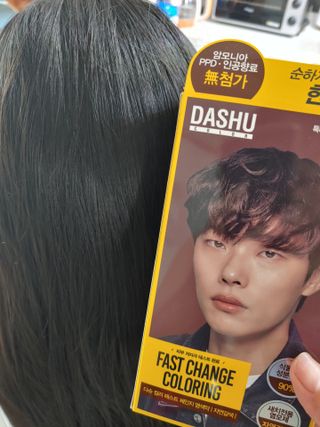 다슈코리아 다슈 컬러 패스트 체인지 염색약 자연갈색 — 5점을 준 리뷰어가 2021년 7월 올린 사용 사진