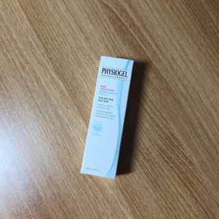 피지오겔 레드수딩 시카밸런스 크림 50ml — 4.5점을 준 리뷰어가 2022년 4월 올린 사용 사진