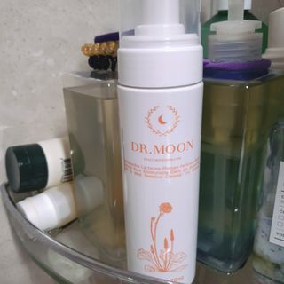 MF프리 [닥터문] 유산균 락토케어 질경초 여성청결제 200ml (폼타입) — 5점을 준 리뷰어가 2022년 6월 올린 사용 사진