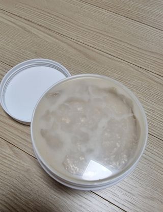 약손명가코스메틱 에오스보떼 뉴트리브 크림 마스크 솔트 500ml — 5점을 준 리뷰어가 2022년 4월 올린 사용 사진