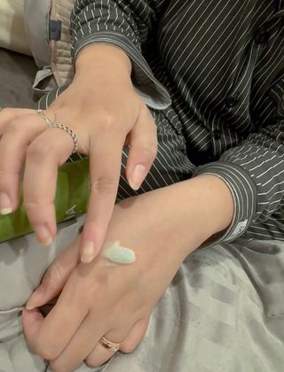[후르디아] 아보카도 비건 약산성 효소필링젤 — 5점을 준 리뷰어가 2024년 2월 올린 사용 사진