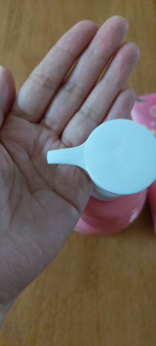[후르디아] 복숭아 바디워시+바디에센스 세트 — 4점을 준 리뷰어가 2021년 9월 올린 사용 사진