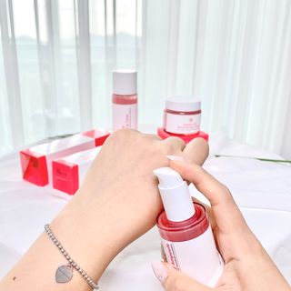 아이앤립 / EYENLIP 아이앤립 연어오일 리바이탈라이징 토너+앰플+크림 3종 세트 — 5점을 준 리뷰어가 2021년 6월 올린 사용 사진
