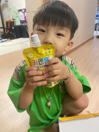 [몸엔용] 어린이, 초등학생의 영양간식 달콤 국산녹용 키엔용  80ml x 10포 — 5점을 준 리뷰어가 2021년 7월 올린 사용 사진