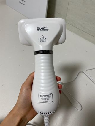 아베크 펫 강아지 고양이 애견 에어 브러쉬 드라이기 올인원 — 5점을 준 리뷰어가 2021년 7월 올린 사용 사진
