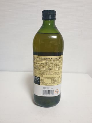 마에스트로 엑스트라버진 올리브 유 마에스트로 엑스트라버진 스페인 올리브유 — 5점을 준 리뷰어가 2022년 3월 올린 사용 사진