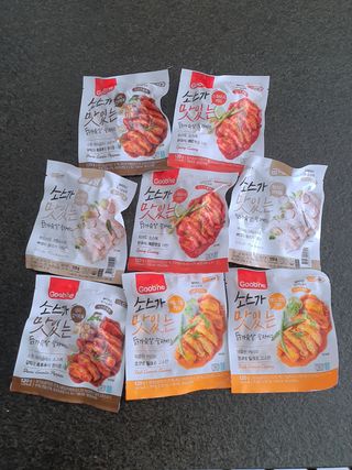 굽네몰 [굽네] 소스가 맛있는 닭가슴살 슬라이스 4종 — 5점을 준 리뷰어가 2021년 4월 올린 사용 사진