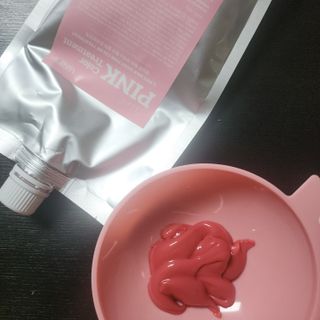 [유니프] 헤어 샤이니 핑크 컬러 트리트먼트 500g — 4점을 준 리뷰어가 2024년 4월 올린 사용 사진