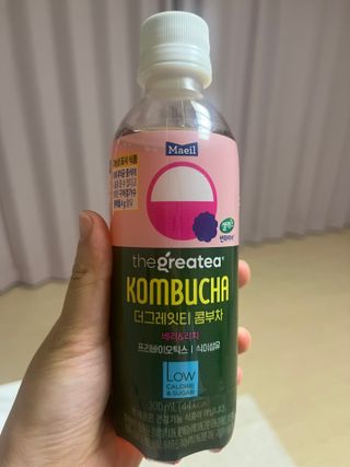 더그레잇티 콤부차 [매일유업] 더그레잇티 44kcal 콤부차 300ml *12개입 (오리지널 6개+베리리치 6개) — 4.5점을 준 리뷰어가 2023년 7월 올린 사용 사진