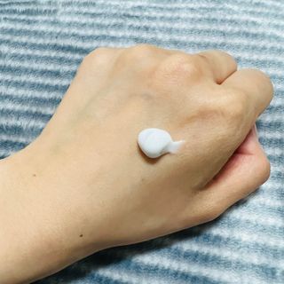 셀프 모이스처라이징 프로텍션 크림 셀프 모이스처라이징 프로텍션크림 — 5점을 준 리뷰어가 2022년 4월 올린 사용 사진