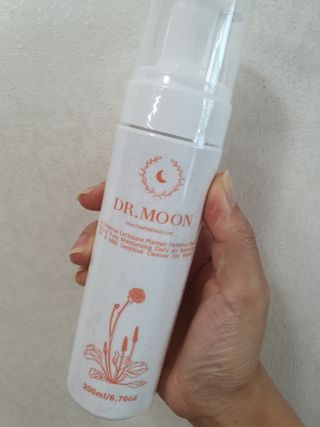 MF프리 [닥터문] 유산균 락토케어 질경초 여성청결제 200ml (폼타입) — 5점을 준 리뷰어가 2022년 5월 올린 사용 사진