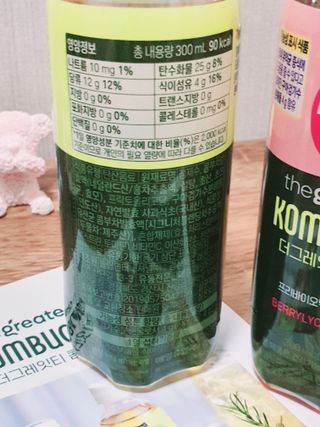더그레잇티 콤부차 300ml *12개입 (오리지널 6개+베리리치 6개) — 5점을 준 리뷰어가 2022년 7월 올린 사용 사진