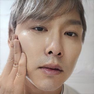 랑벨 내츄럴 딥 클렌징 오일 200ml (저자극 약산성 천연 클렌징) — 5점을 준 리뷰어가 2022년 10월 올린 사용 사진