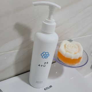 AYU25[아유트웬티파이브]피부 진정, 보습 와일즈 로즈 핸드워시 — 5점을 준 리뷰어가 2021년 5월 올린 사용 사진