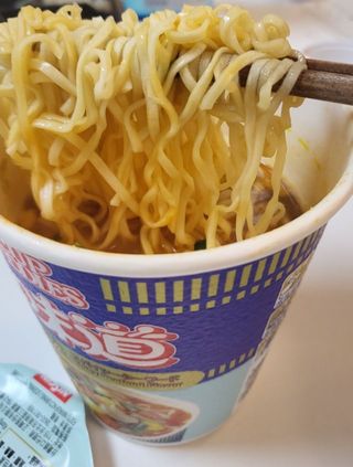 NISSIN 닛신 컵누들  4종 - 씨푸드오리지날, 씨푸드 스파이시, 씨푸드 커리, 씨푸드 XO소스 — 4점을 준 리뷰어가 2022년 1월 올린 사용 사진
