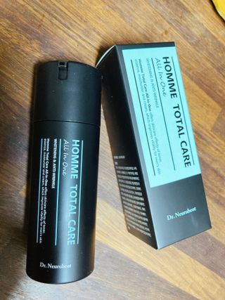 Dr.느루벗 느루벗 옴므 토탈 케어 올인원 118ml 남자 남성 스킨 로션 에센스 크림 화장품 — 5점을 준 리뷰어가 2021년 5월 올린 사용 사진