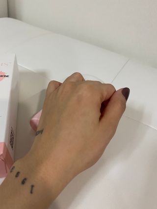 위시스 프리미엄 글루타치온  화이트닝 바디로션 — 5점을 준 리뷰어가 2023년 1월 올린 사용 사진