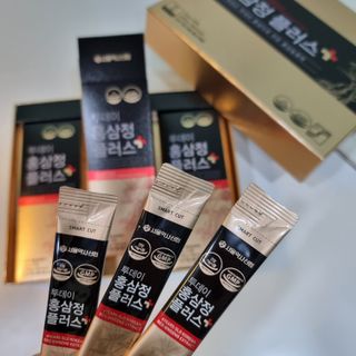 서울약사신협_투데이홍삼정플러스스틱_10g x 30포 — 5점을 준 리뷰어가 2021년 6월 올린 사용 사진