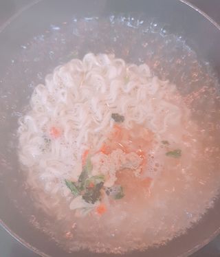 [풀무원] 자연은맛있다 정면, 백면, 홍면  세트 — 5점을 준 리뷰어가 2021년 4월 올린 사용 사진